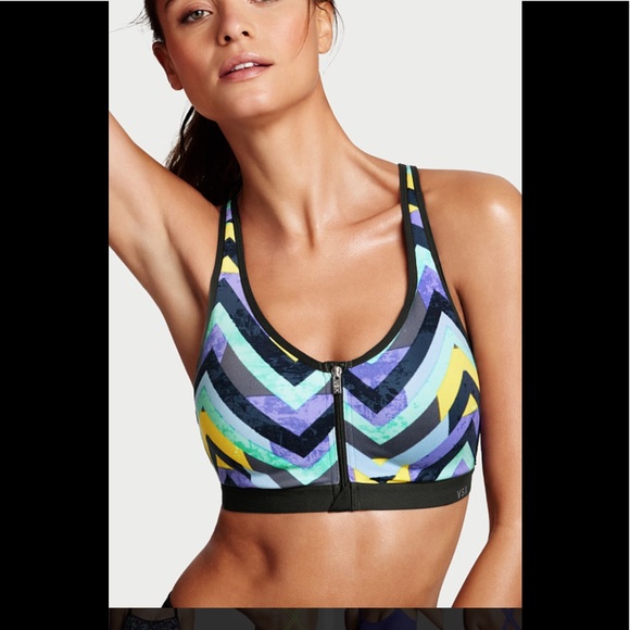 Victoria's Secret Other - Victoria's Secret VSX Knockout Sports Bra